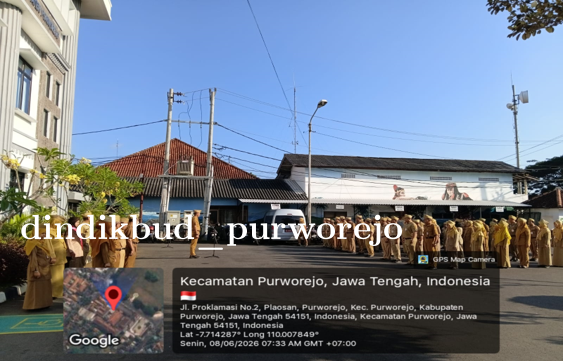 Pegawai Dindikbud mengikuti kegiatan apel pagi