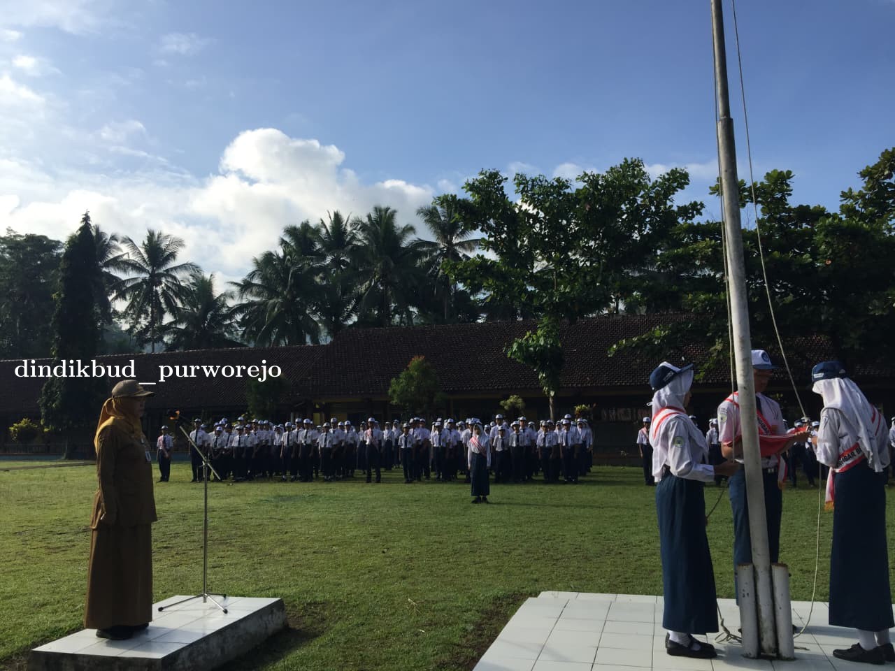 peringatan Hari Ibu tahun 2025   di SMP Negeri 29 Purworejo berjalan lancar