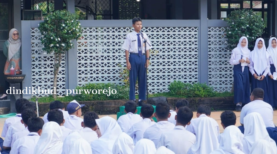 Inovasi Pemanfaatan Digital, SMPN 16 Purworejo Sukses Gelar Pemilihan Ketua OSIS Online Pertama