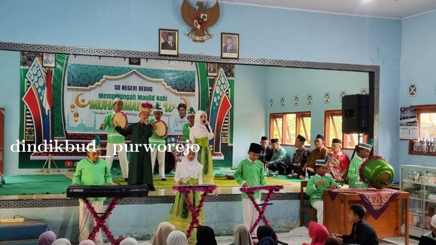 Kak Bara Meriahkan Maulid Nabi di SD Negeri Bedug dengan Dongeng dan Sulap